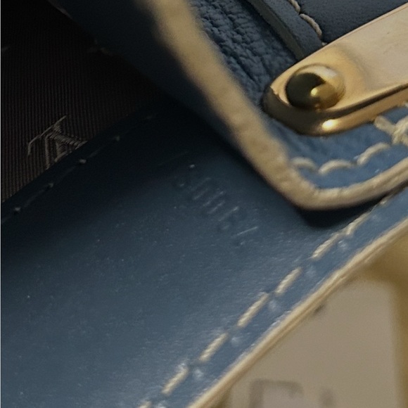 Louis Vuitton Cuir Suhali Blue and Gold Satchel with Trunk-Style Design - Picture 15 of 15